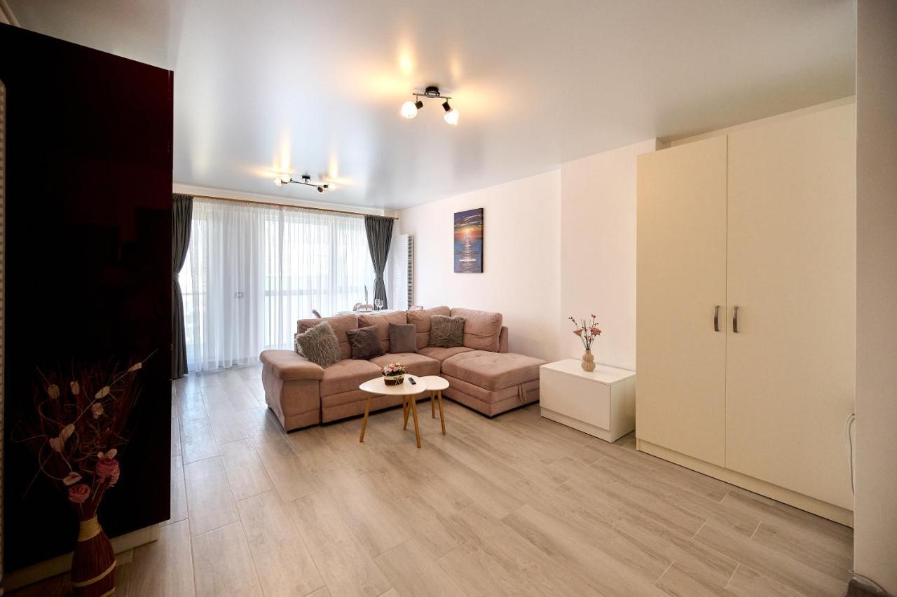 Palmas - Pool By N10 Apartment Navodari Bagian luar foto