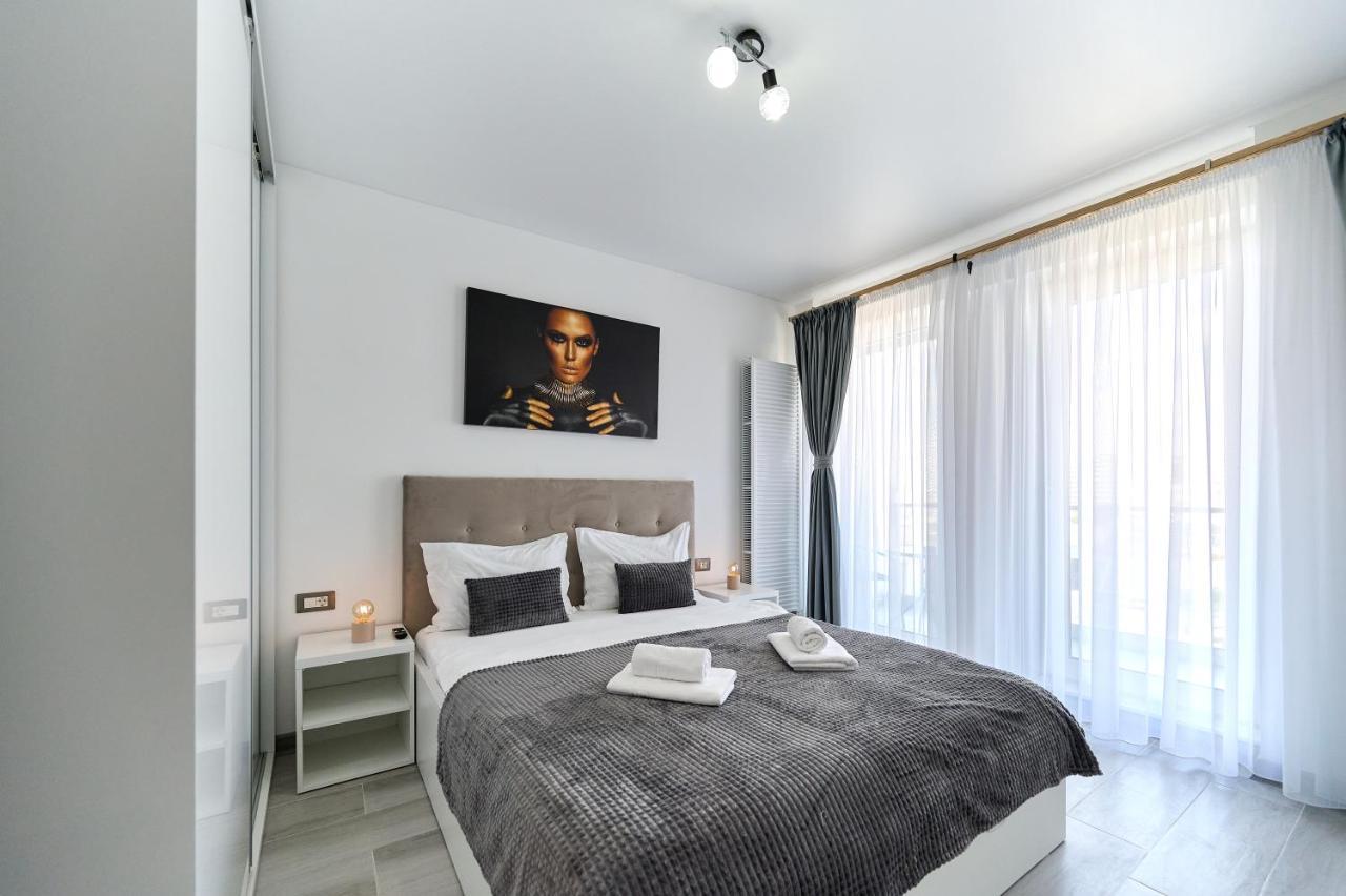 Palmas - Pool By N10 Apartment Navodari Bagian luar foto